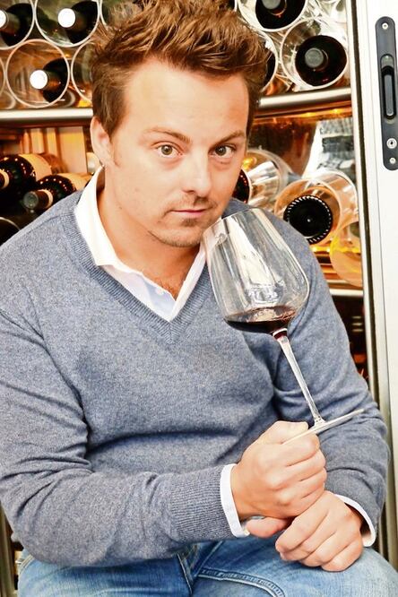 Resurge como Ave Fénix