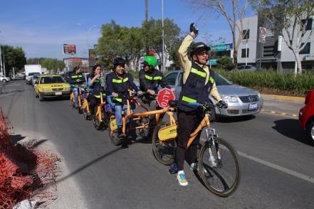 Bicioruga, nueva forma de llegar a la escuela 