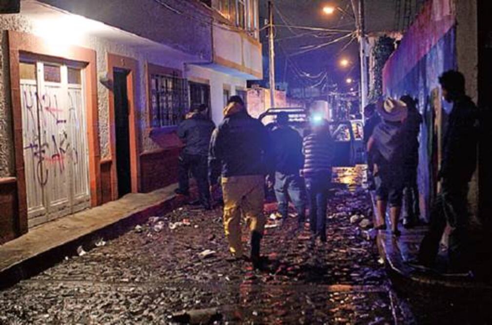 Apoyan a colonias afectadas por lluvias