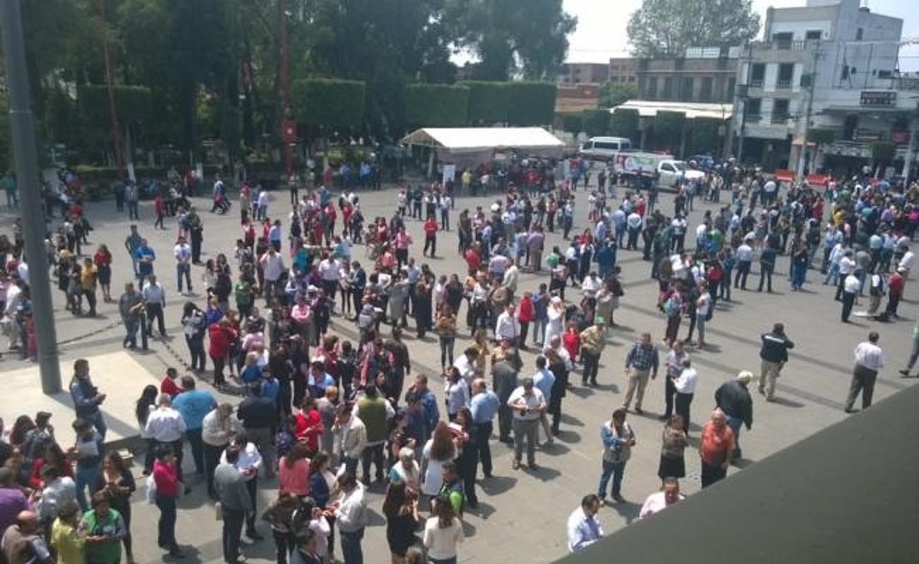 Del Mazo reporta 3 muertos y seis niños heridos en Edomex