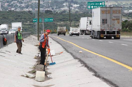 En mal estado, 47% de las carreteras: CCE