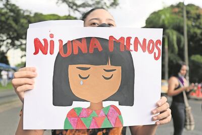 Por denuncia de acoso sexual, quitan de su cargo a funcionario queretano