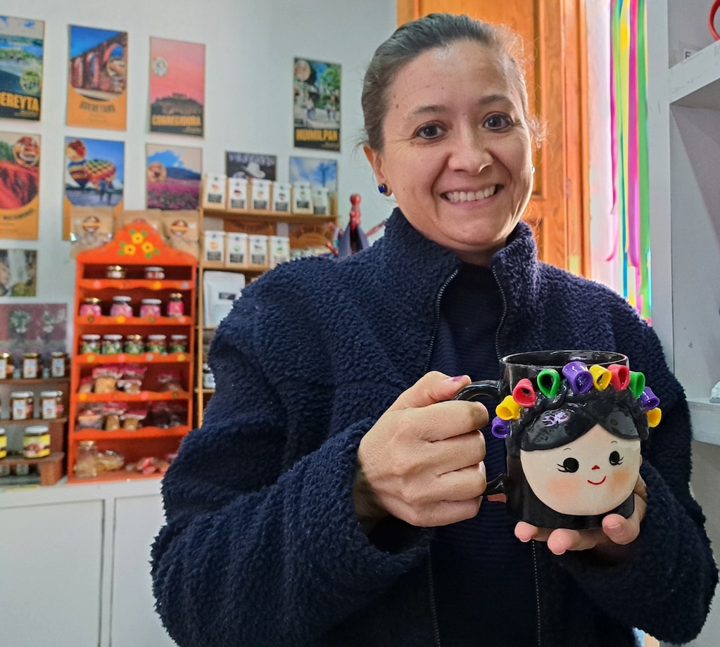 Tiquis Manualidades, el emprendimiento que moldea sus productos en Querétaro