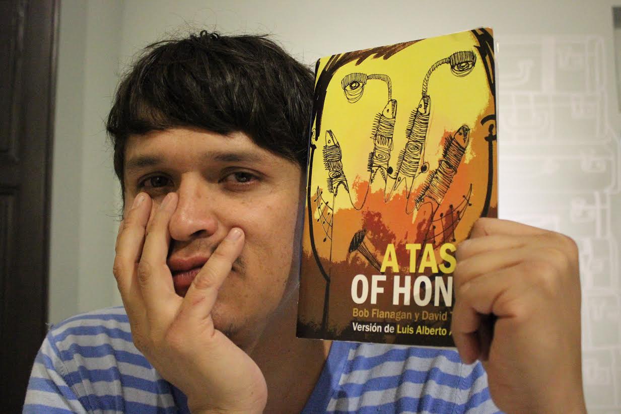 Rafael Ontiveros presenta 12