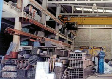 Superan importaciones a exportaciones