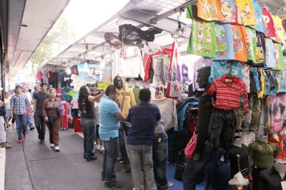 Crece informalidad por déficit en plazas 