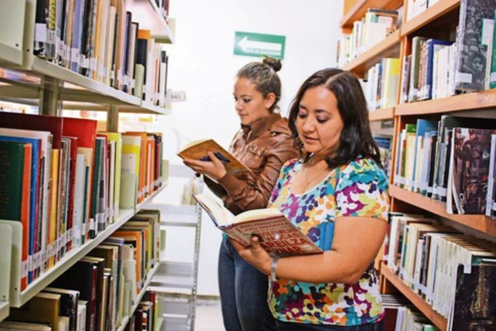 Pretenden digitalizar bibliotecas de UAQ 