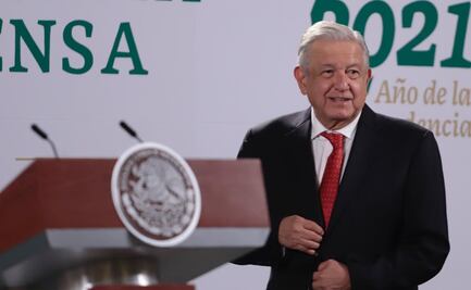 AMLO destaca cambios en libros de texto; advierte sobre violencia en videojuegos