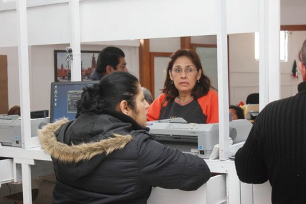 Capacitarán a profesionistas en materia de regulación fiscal