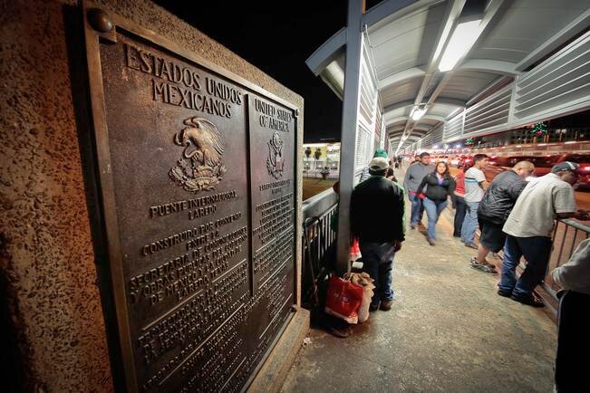 Panorama El temor de los migrantes se acrecentó con la aprobación de la ley antiinmigrante en Texas. (ESPECIAL)