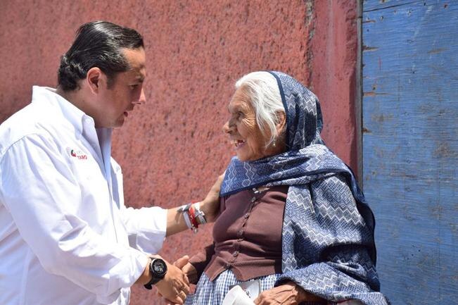 Luque: Jóvenes deben tener un futuro seguro