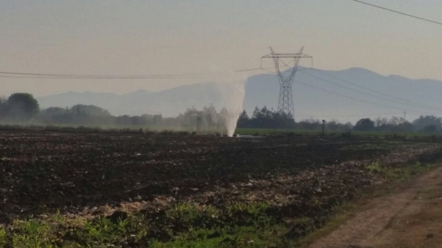 Reabren toma clandestina y causan derrame en San Juan del Río