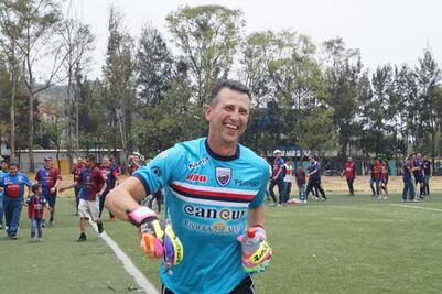 Comparten pasión ex atlantistas