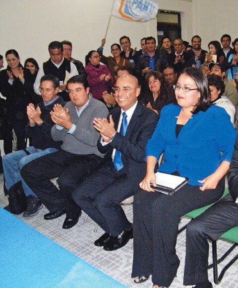 Buscan 3 dirigir PAN capitalino