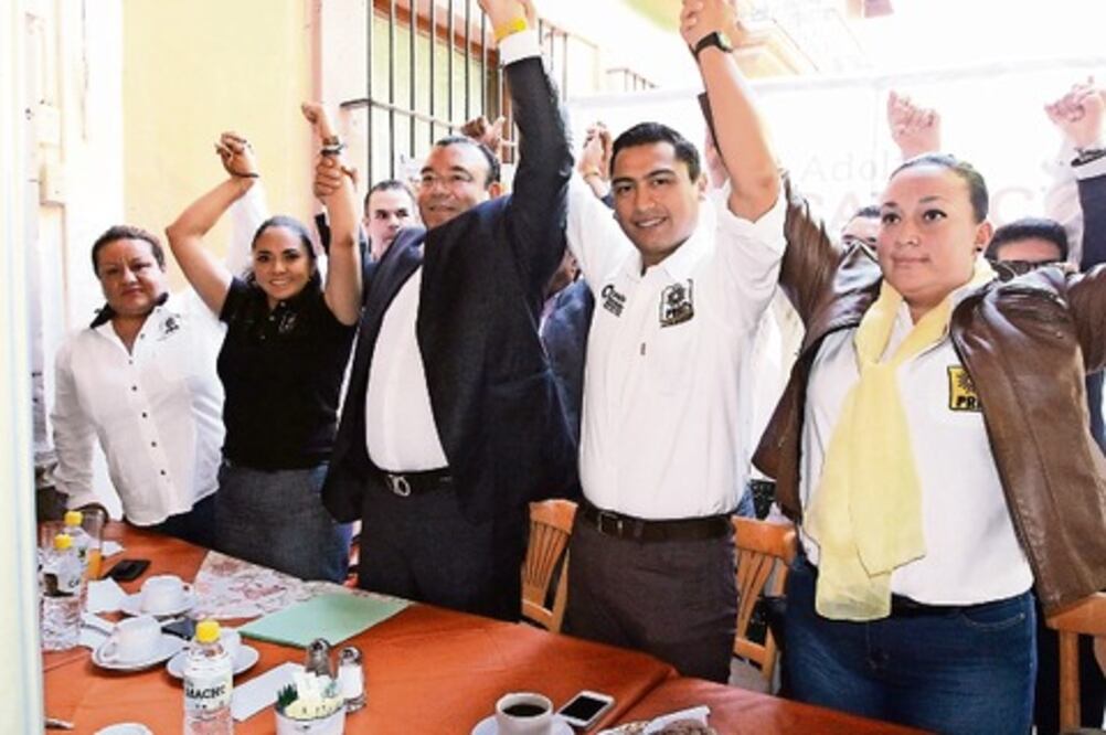 PRD, sin divisiones: Adolfo Camacho 