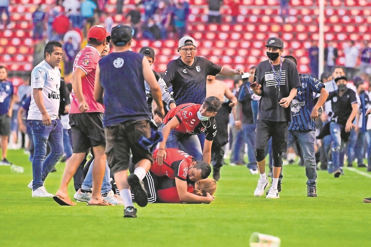 Trifulca en partido deja 22 personas heridas