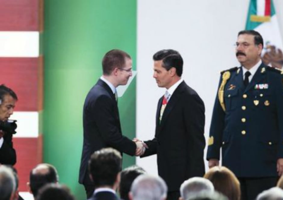 Gas y petróleo exclusiva de la nación