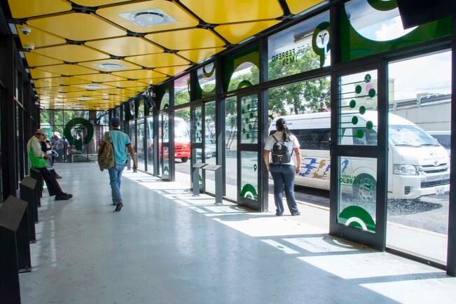 No habrá parada de autobús en la UAQ: Correa