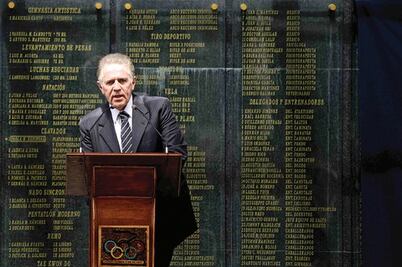 Padilla busca fortalecer percepción del COM 