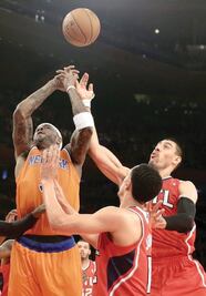 Ayón y Halcones frenan a Knicks