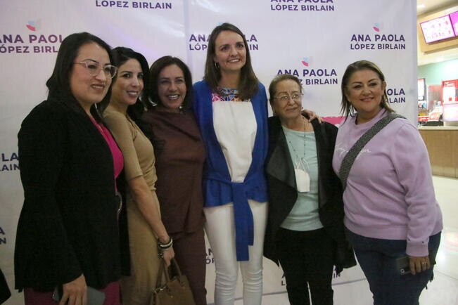 Echó la casa por la ventana. Con documental, diputada de Querétaro presenta su informe