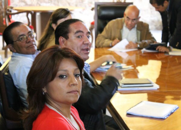 Otorgan licencia al Regidor Síndico