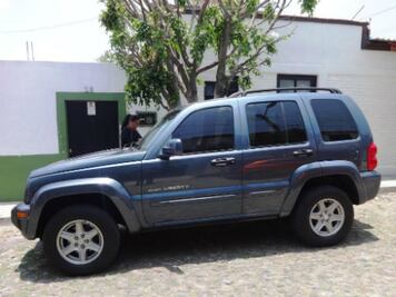 Recuperan camioneta robada 