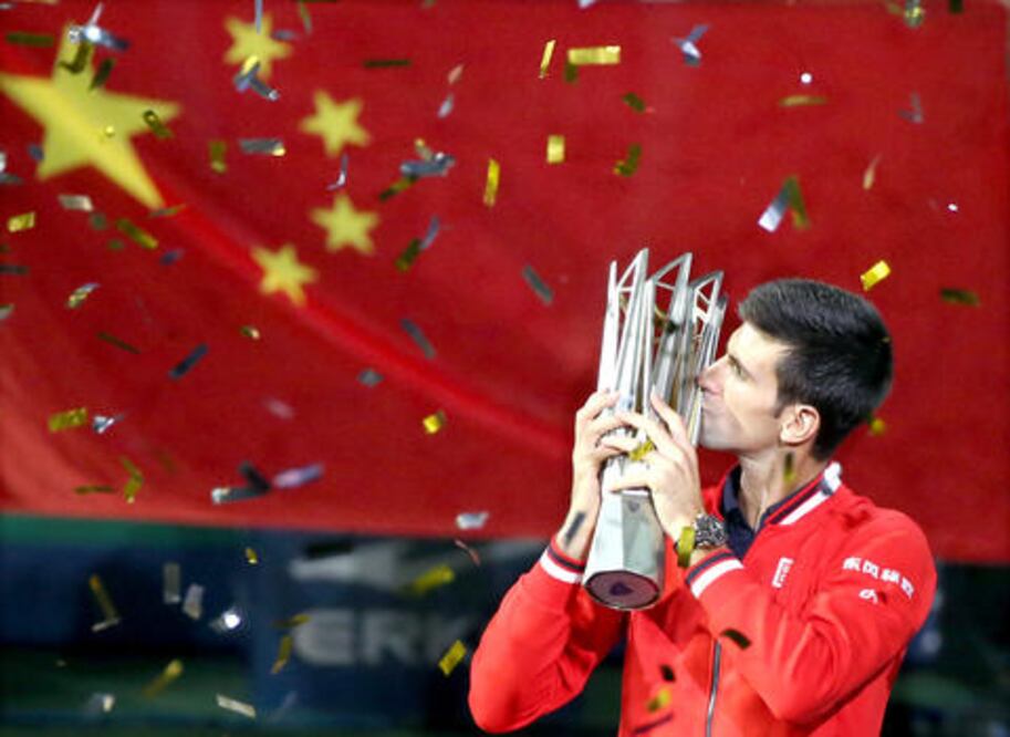 Djokovic pone su rúbrica en el Masters