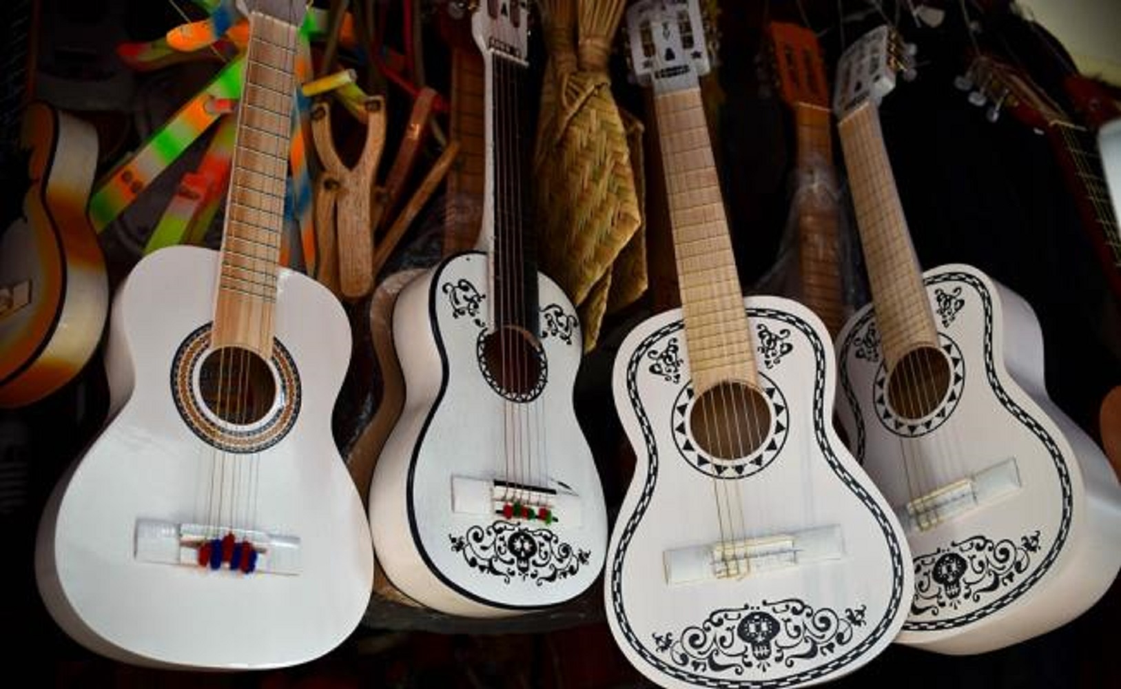 MÉXICO. La guitarra de 'Coco' cambió la vida de un pueblo – TELESANTANDER
