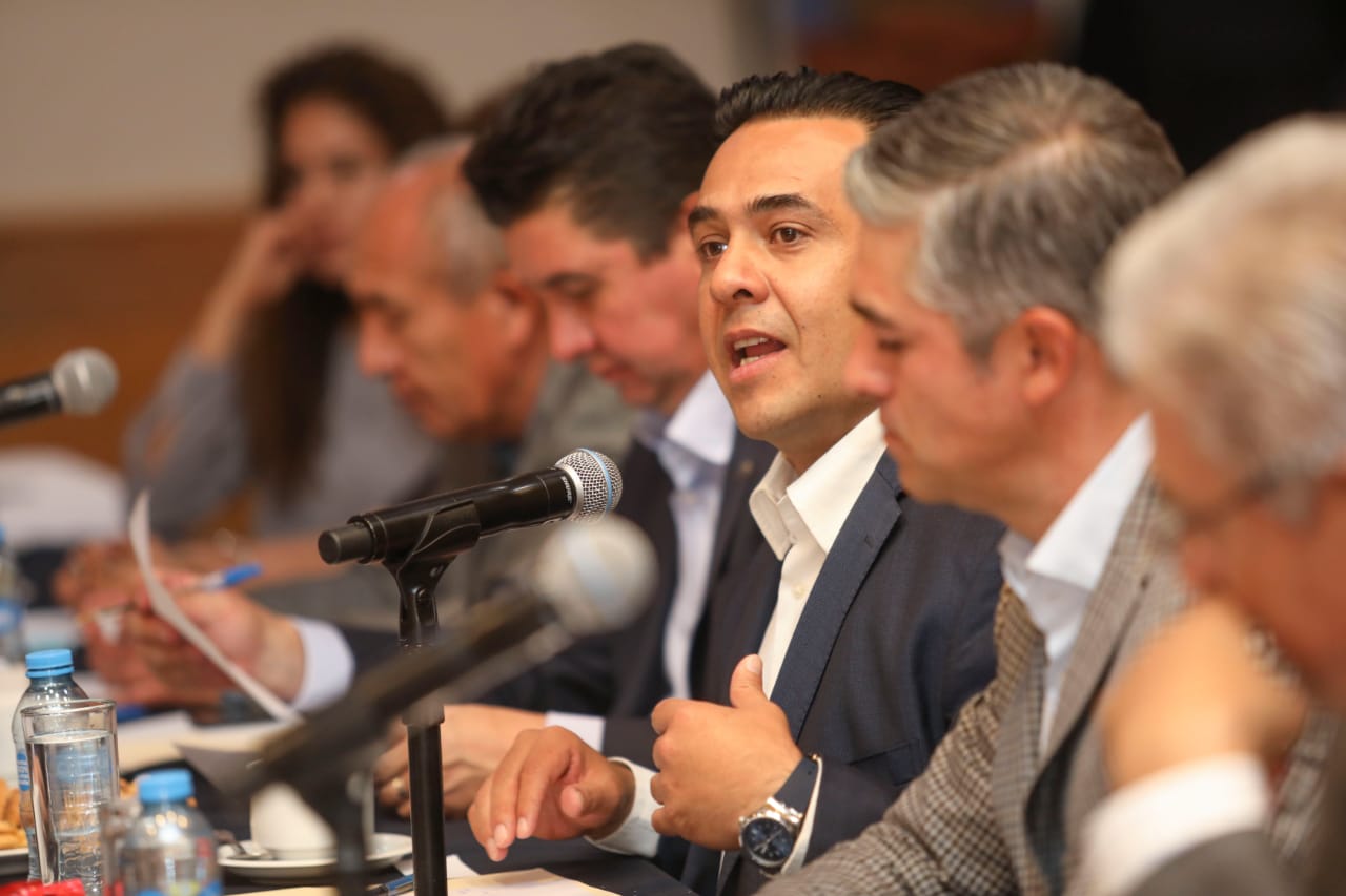 Luis Nava pide respeto a la resolución del TEEQ