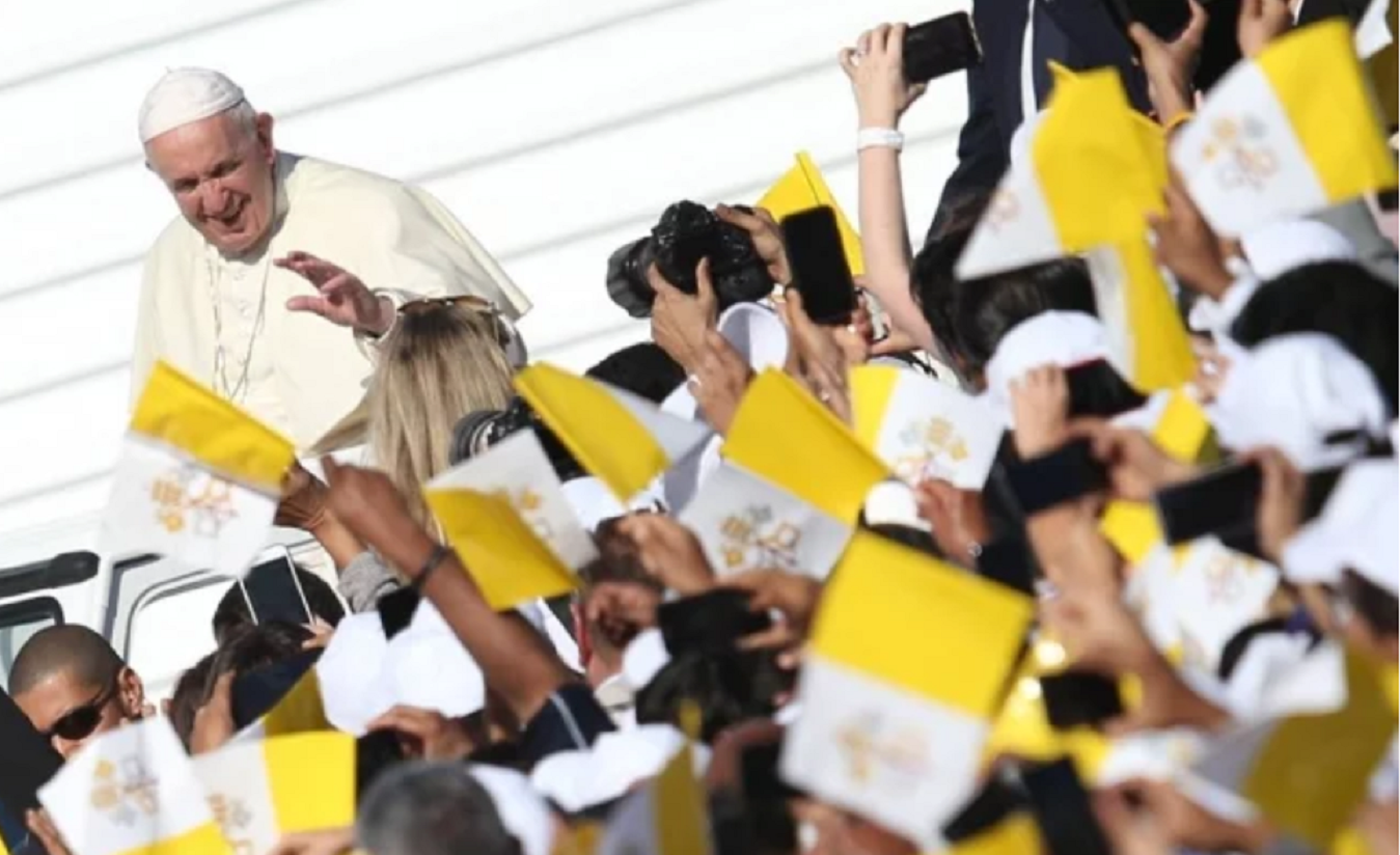 "Hubo curas y también obispos que abusaron de monjas", dice el Papa