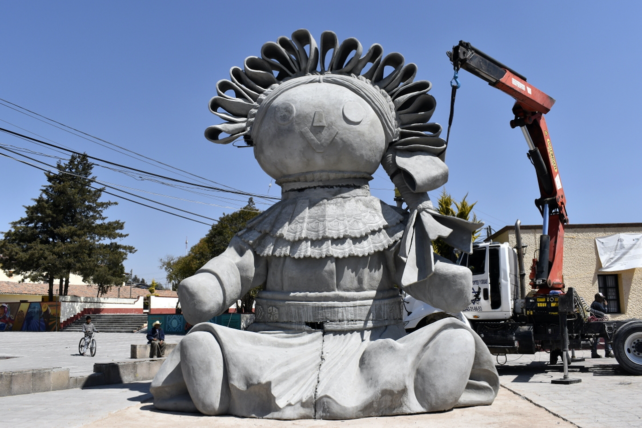 Lele, la muñeca artesanal que ya tiene estatua en Querétaro 