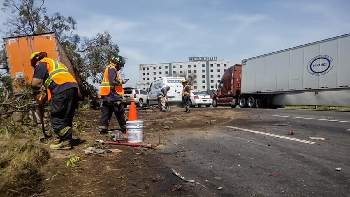 "Urgente prohibir transito pesado en la carretera 57", pide diputada de Morena