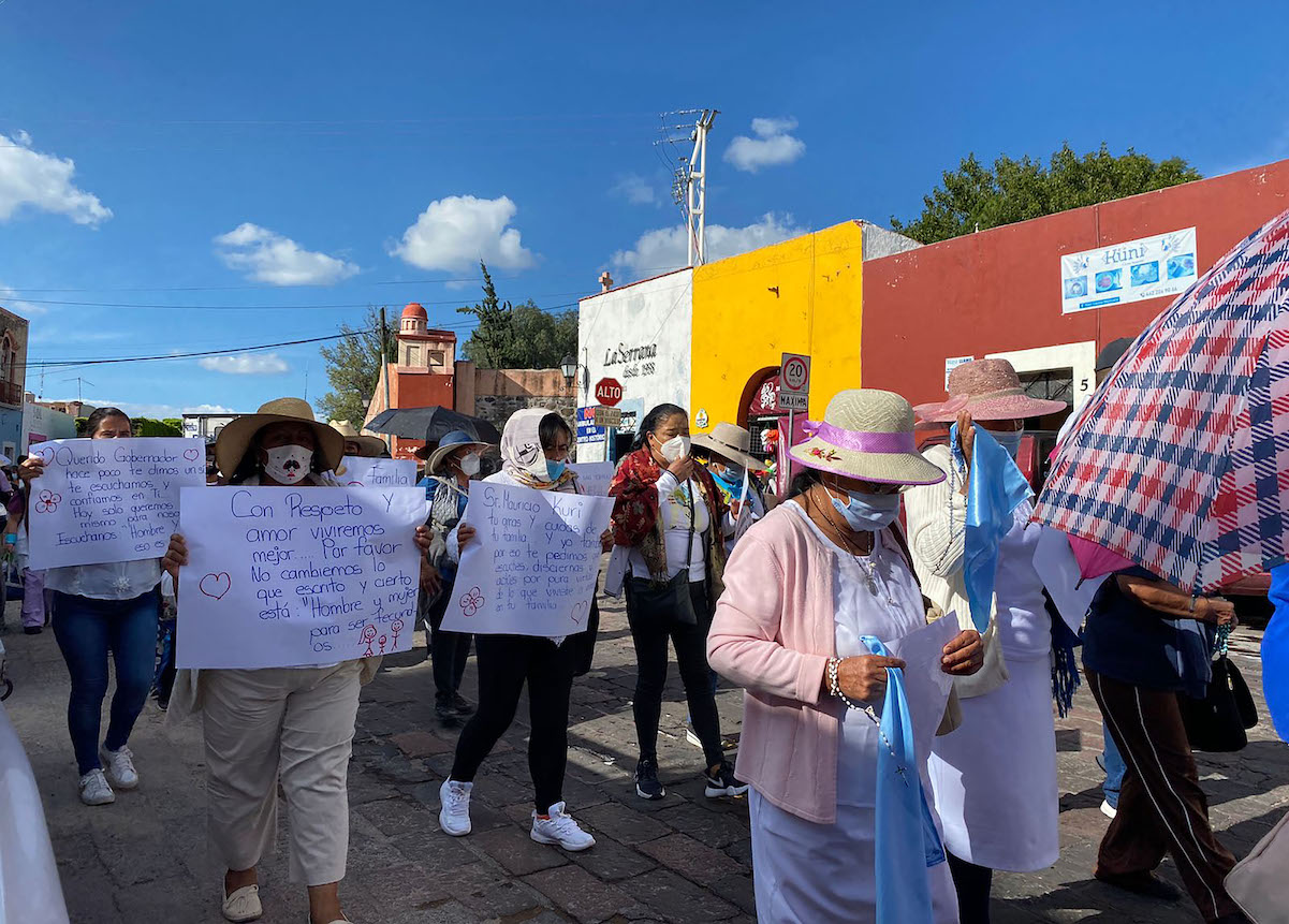 Piden consulta ciudadana antes de publicar la ley del matrimonio igualitario en Querétaro
