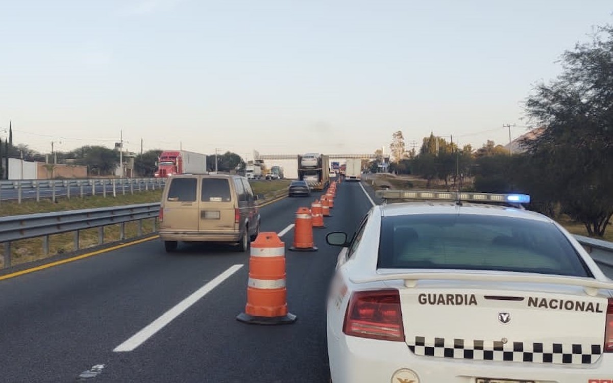 Carretera 57. Reportan reducción de carriles en la autopista Querétaro-San Luis Potosí