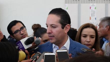Safran, Querétaro, Gobernador, Francisco Domínguez Servién, Enrique Peña Nieto, República, Los Pinos