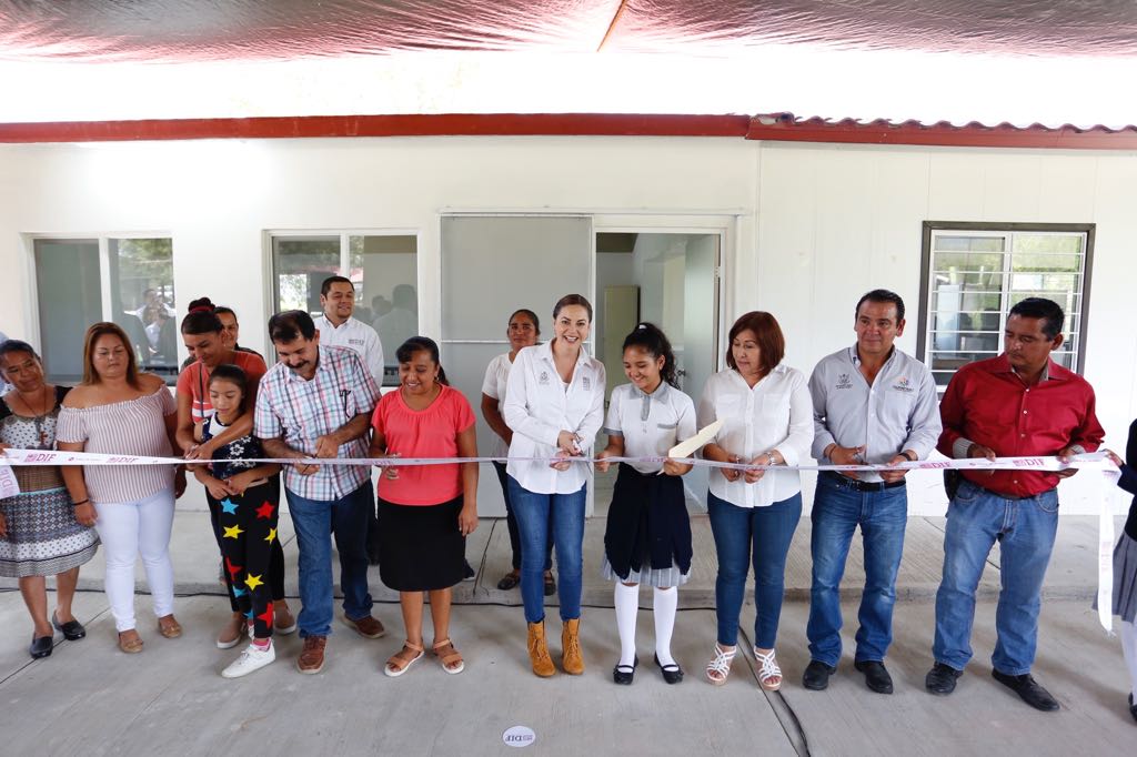 Inauguró DIF Estatal Ampliación de Aula Cocina Escolar en Arroyo Seco