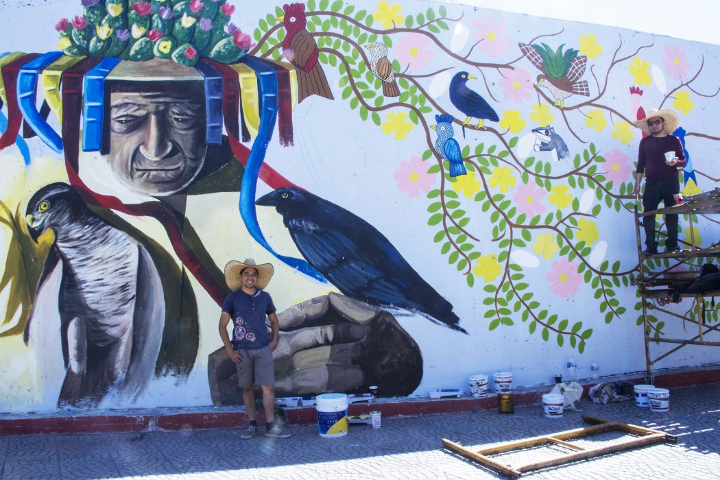 Crean mural sobre historias otomíes