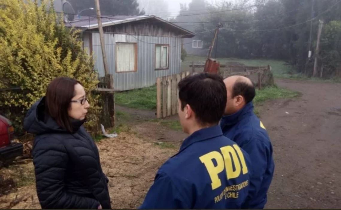 Hombre apuñala a expareja y a exsuegro en Chile; mata a madre y hermana