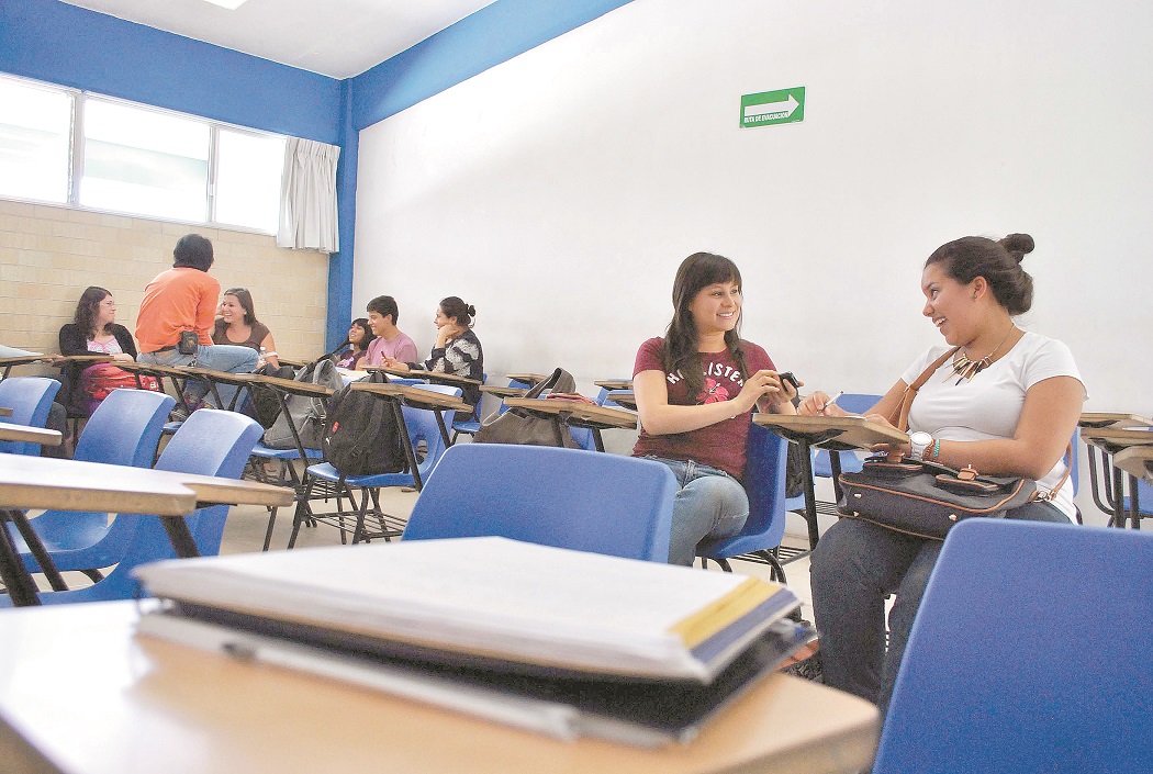 El Marqués beneficiará a alumnos con 1.2 mdp 
