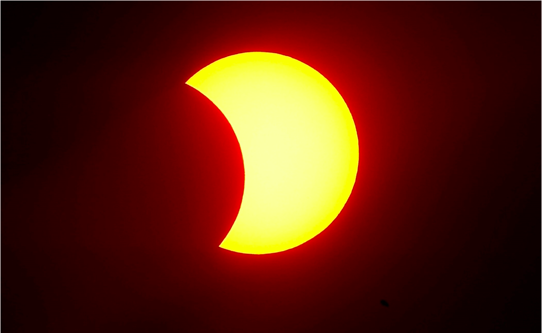 Eclipse total de sol. Así se vio el fenómeno astronómico del 2020