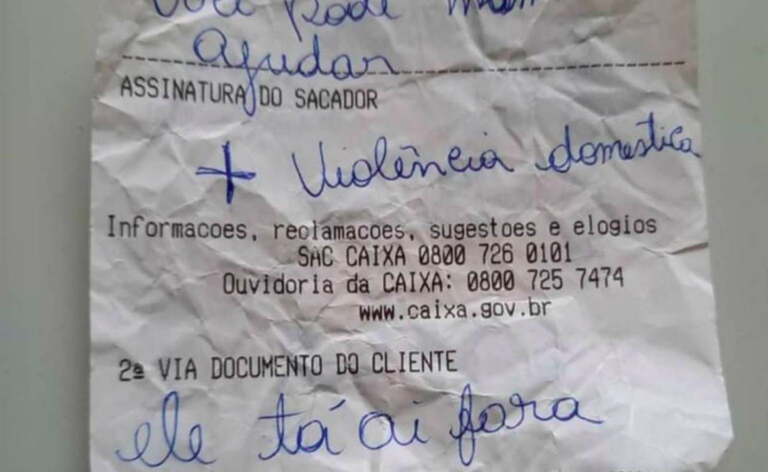 “Está afuera”: víctima de violencia de género usa ticket bancario para denunciar a su marido
