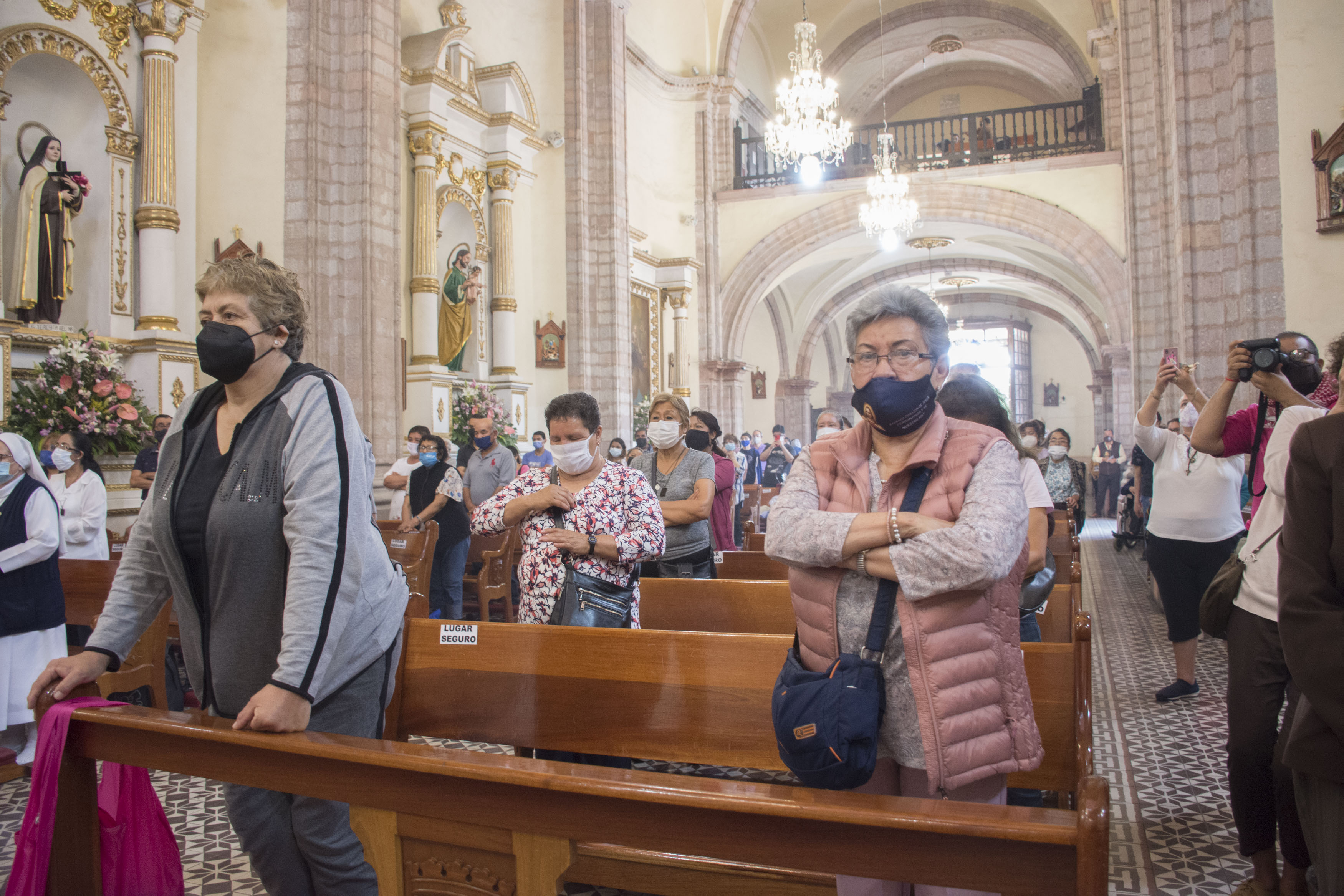 Templos se ocupan hasta el 85% durante las misas, dice la Diócesis de Querétaro 