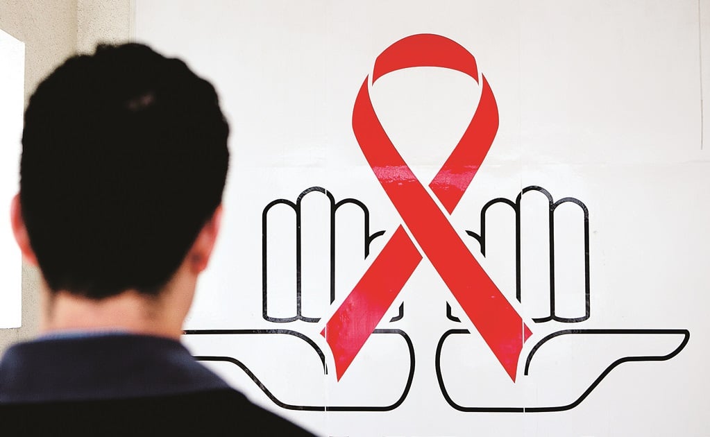 Científicos reportan cura de VIH en una mujer gracias a novedoso tratamiento