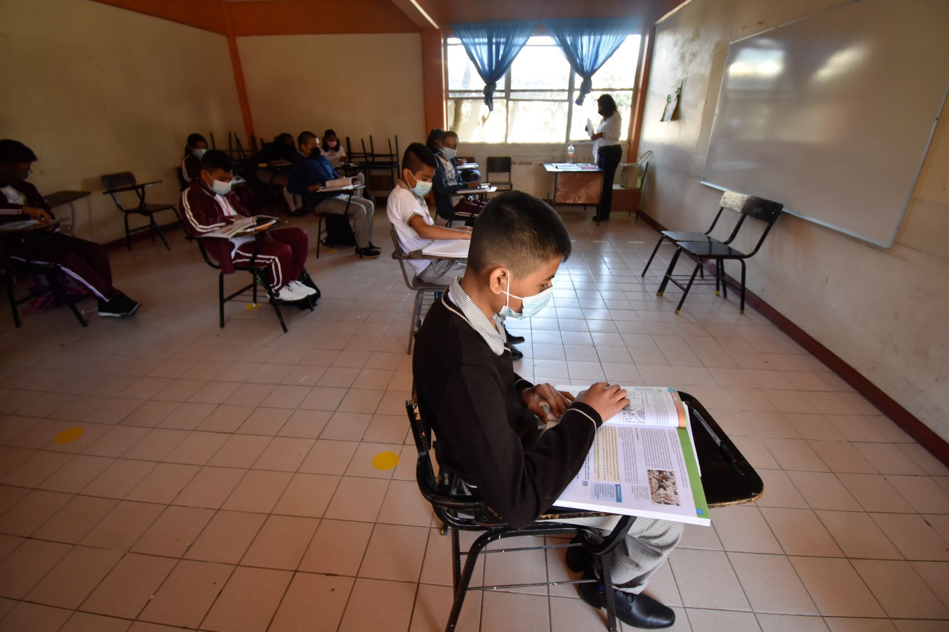 Casi el 100% de los estudiantes ya regresaron a clases presenciales en Querétaro 