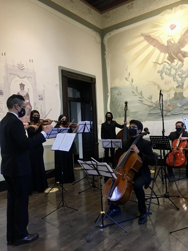 Camerata Vebi Gratia realiza primer concierto