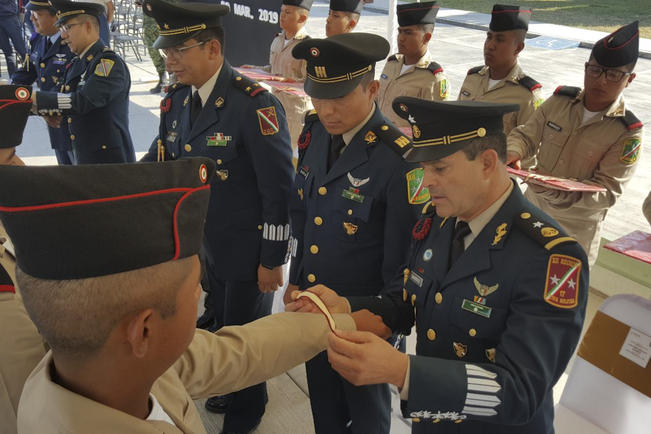 Distinguen a 48 jóvenes del Servicio Militar 