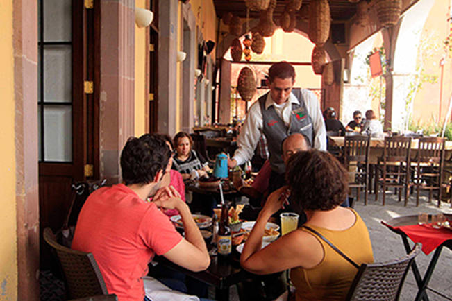 40% de restaurantes afiliados a Canirac ya usa empaques reciclables 