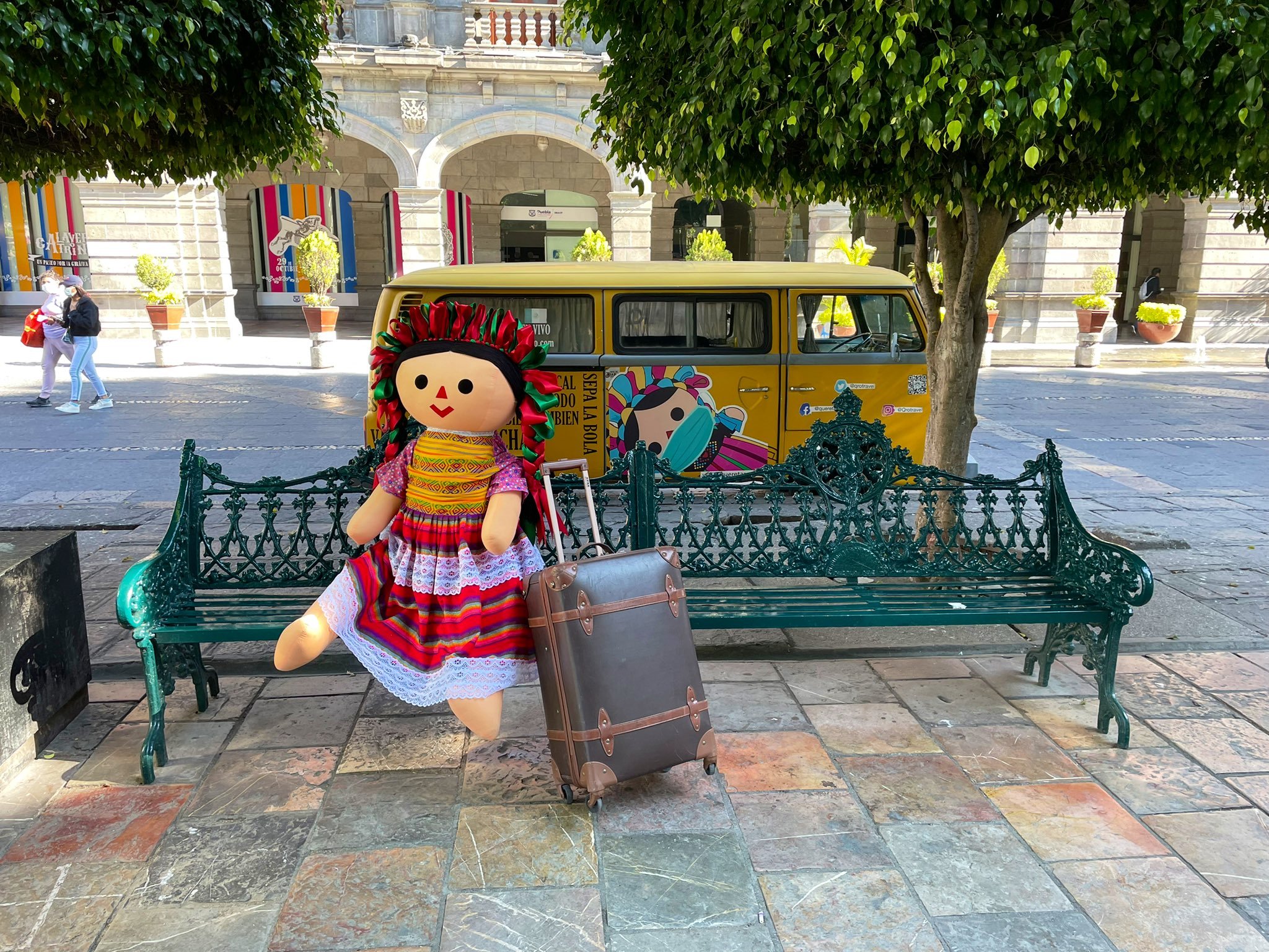 Lele viaja en combi hasta Mérida para participar en el Tianguis Turístico