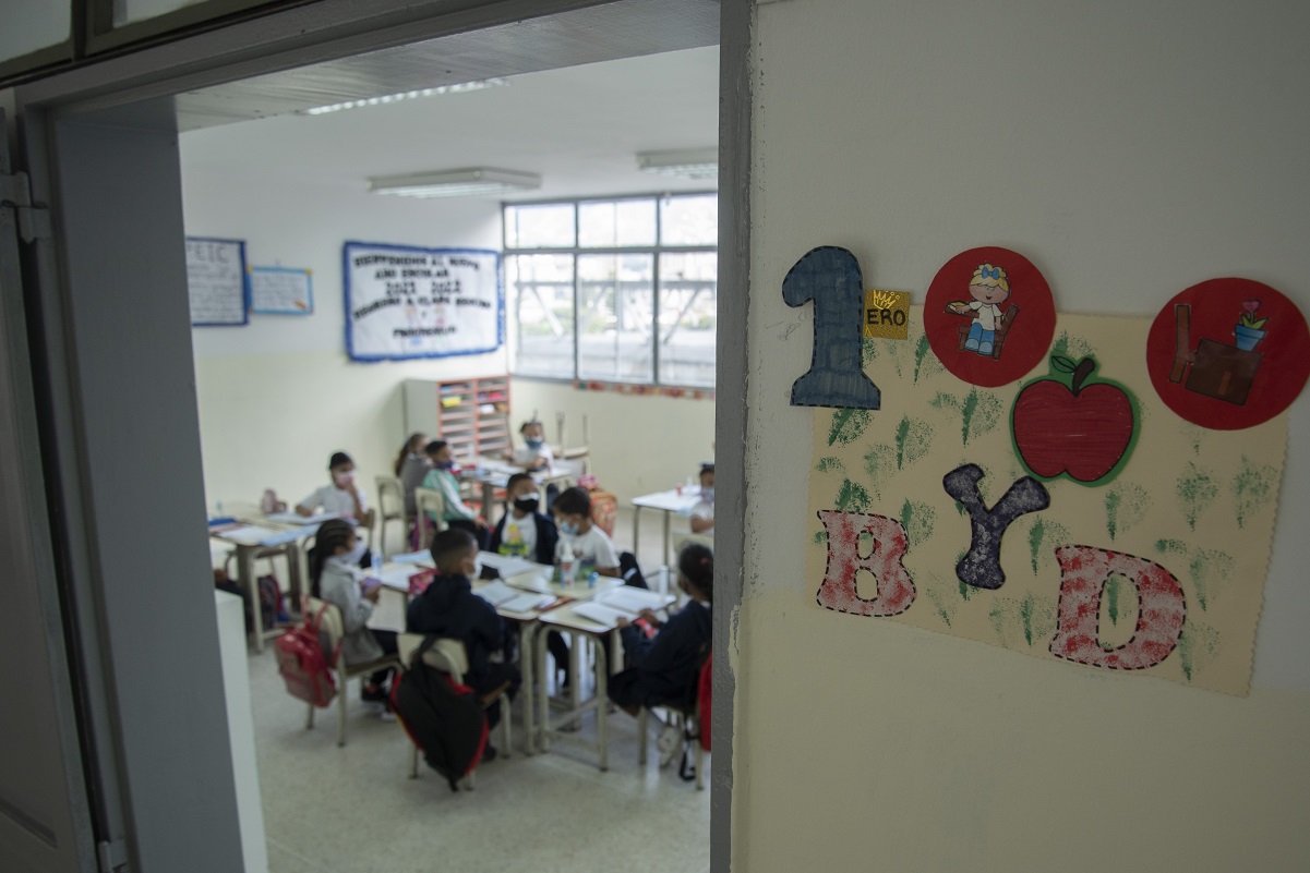 "No son alarmantes", dicen sobre brotes de Covid en escuelas de Querétaro
